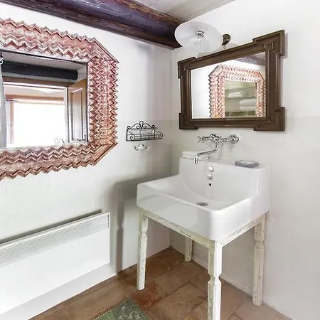Hotel Fattoria L'amorosa 3*
